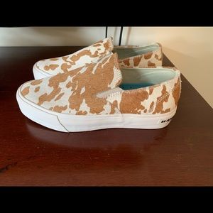 Brand New Faux Cowhide Seavees Sneakers Size 10